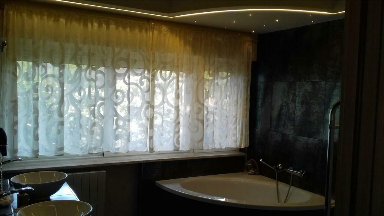 Blumarine Dh Villa ฟอร์เมีย ภายนอก รูปภาพ